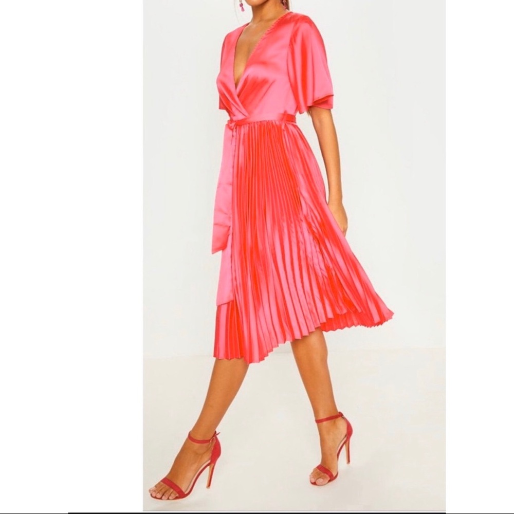 Pretty little thing  Satin Pleated Midi Dress